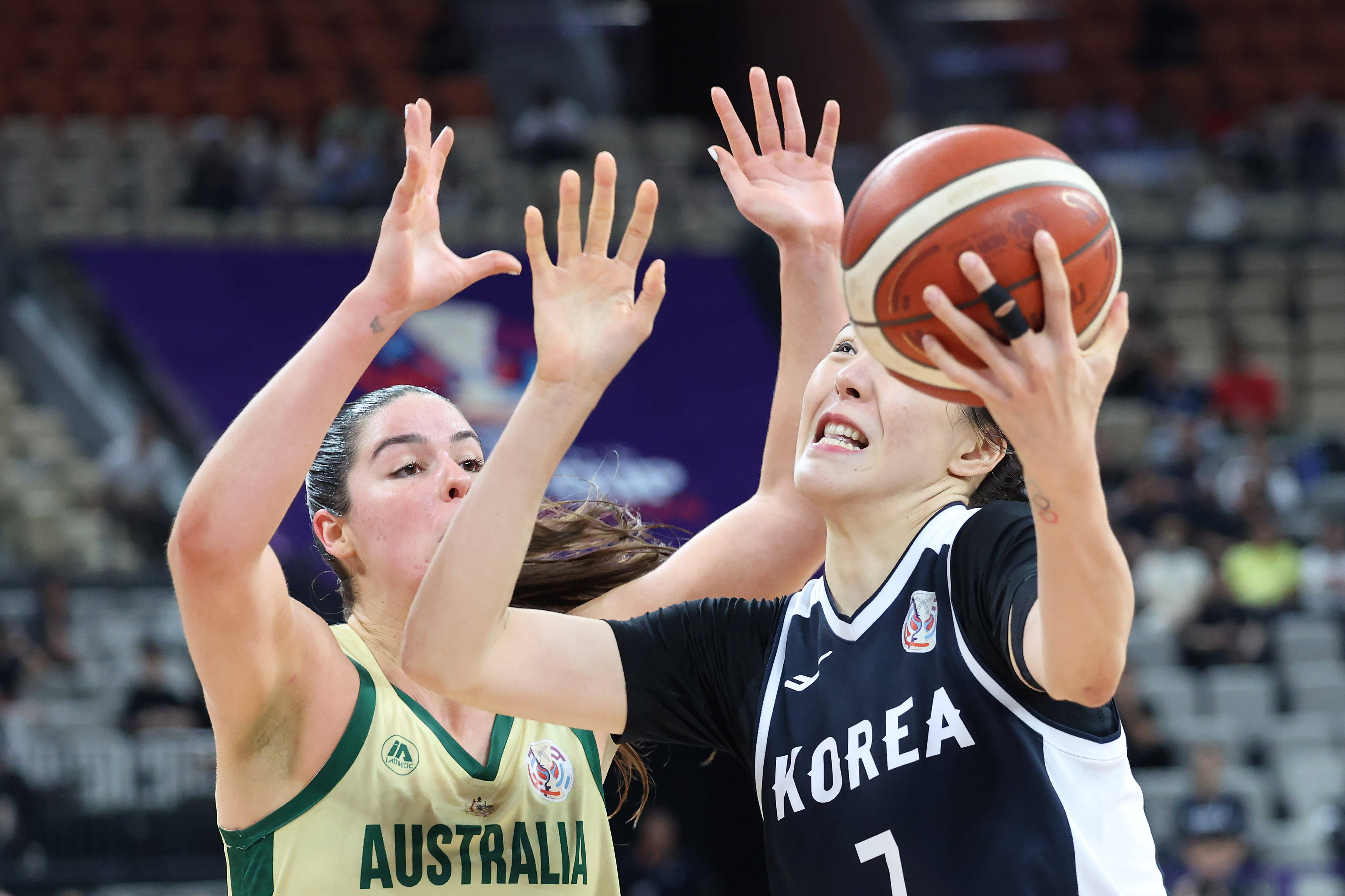 包含凯恩关键节点赛况扑朔迷离，澳大利亚队带队取胜！的词条