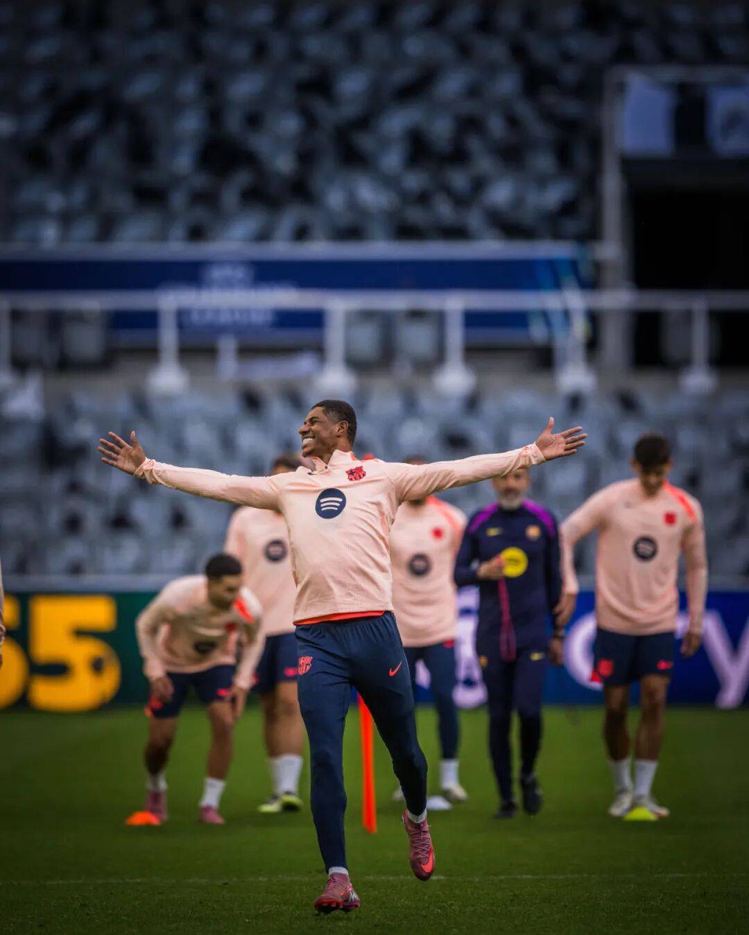 今夜纽卡斯尔再遭质疑：国王杯节点到来，震撼外界，赛程密集仍需轮换的简单介绍